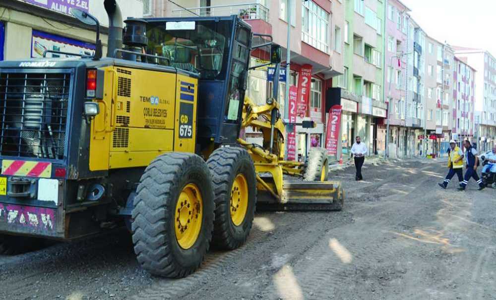 Yel Değirmeni Sokağında Asfalt Hazırlıkları Başladı