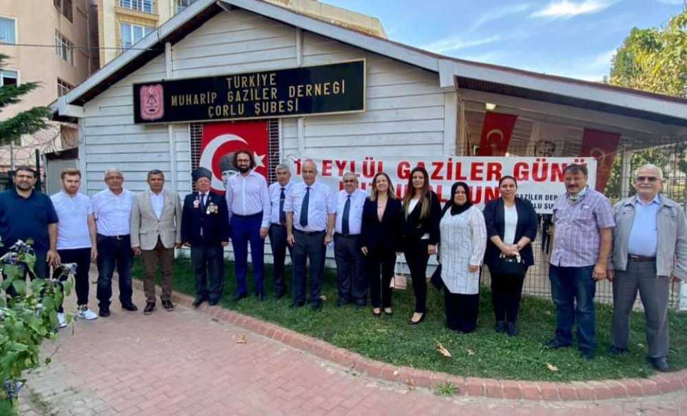 “19 Eylül Gazilerin Şeref Günüdür”