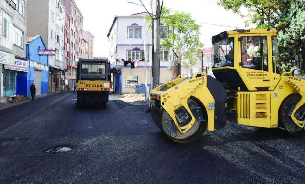 Çorlu Belediyesi Asfalt Çalışmalarını Yoğunlaştırdı
