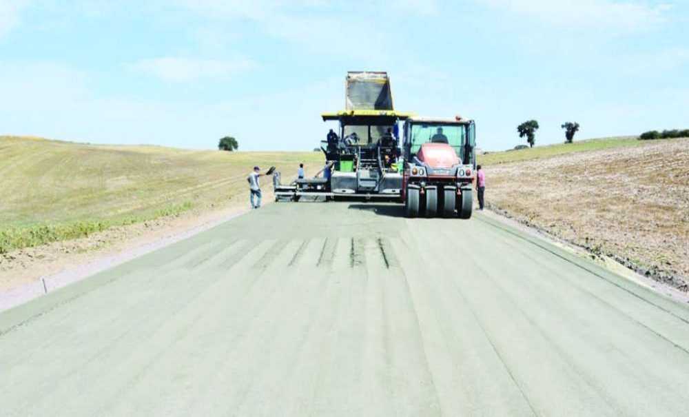 Büyükşehir Belediyesi Çorlu'da Yol Çalışmalarına Devam Ediyor