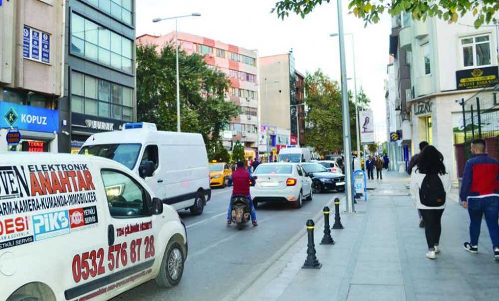 Akşam Trafiği Sürücüleri Çileden Çıkardı!
