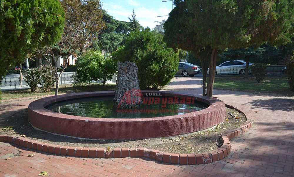 Nihayet Parkın Temizliği Yapıldı