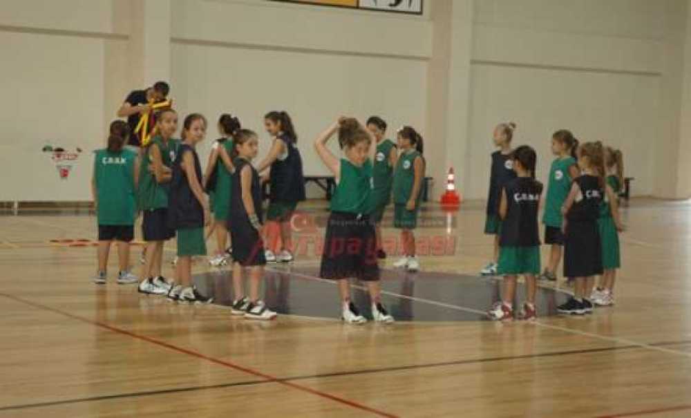 Çorlu Belediyesi Gençlik Ve Spor Kulübü`nün Yaz Spor Okulları Devam Ediyor