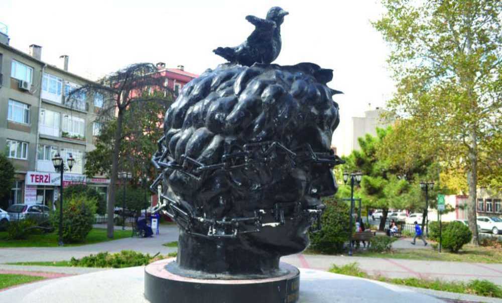 Uğur Mumcu Anıtı Yine Zarar Gördü