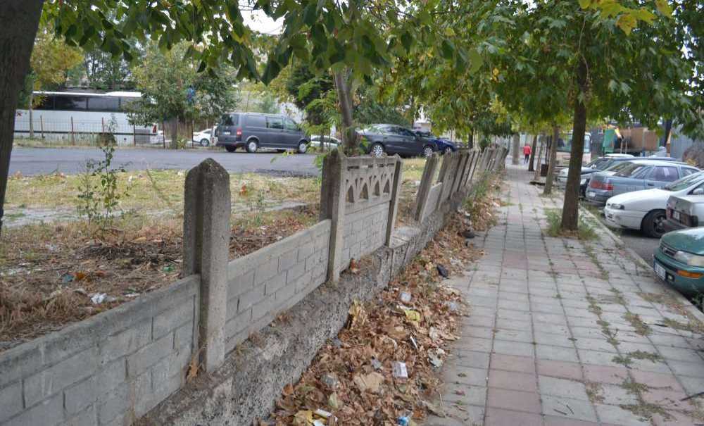 Otogarın Bahçe Duvarları Tepki Çekti!