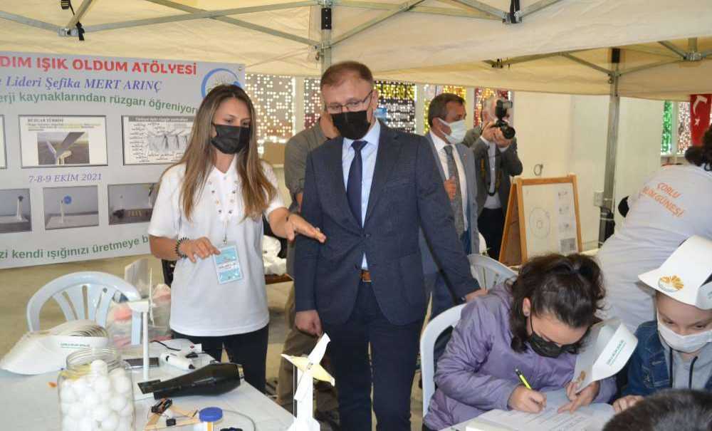 3 Gün Sürecek Bilim Şenliği Başladı