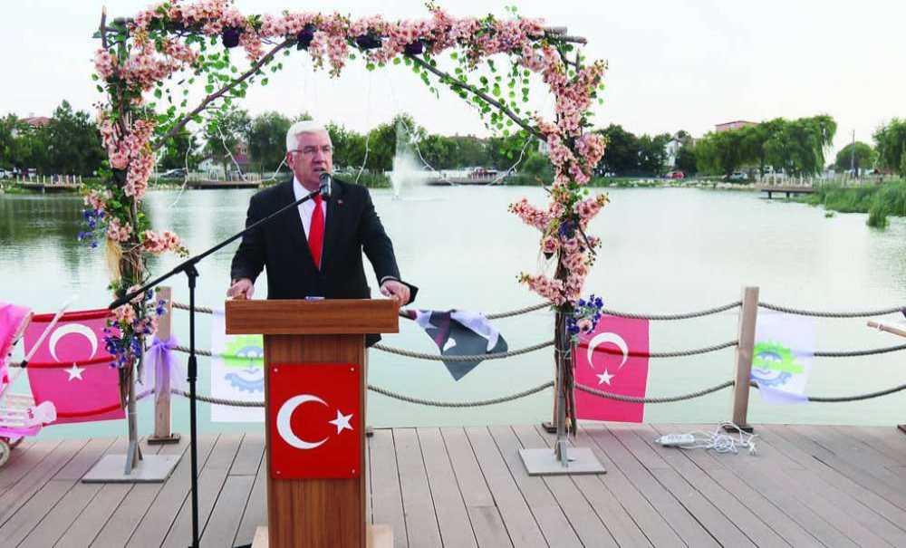 “Ne Taahhüt Ettiysek Bir Bir Hayata Geçiriyoruz”