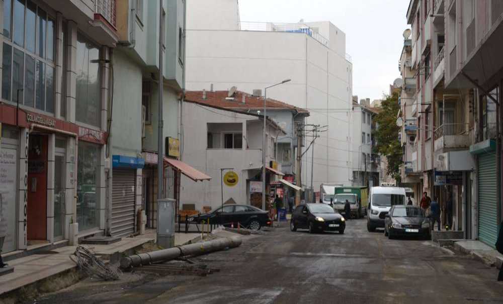 Tredaş Elektrik Direklerini Söktü!