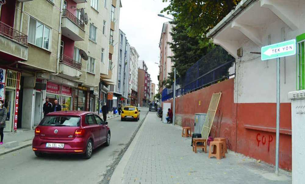 Tek Yöne Çevrilen Sokakta Sıkıntılar Şimdiden Başladı