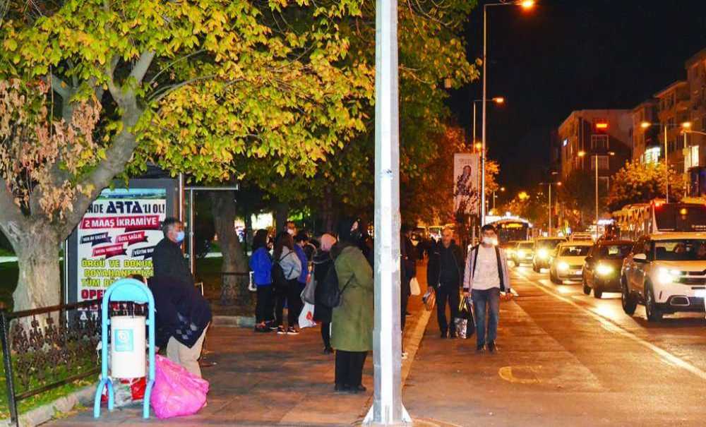 Maske Takanların Sayısı Giderek Azalıyor