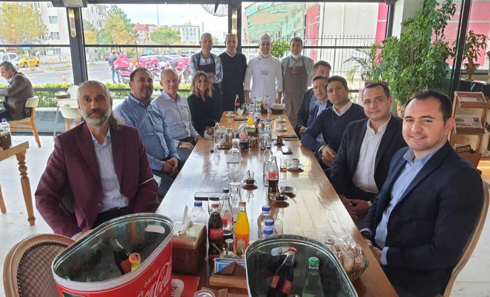 Coca Cola İçecek Ceo'su Saydanlar'ı Tercih Etti