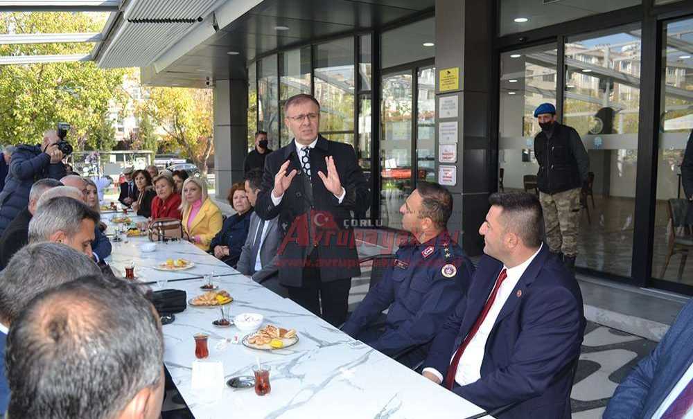 Kaymakam Sarılı, Çorlu'daki Günlük Vaka Sayılarını Açıkladı