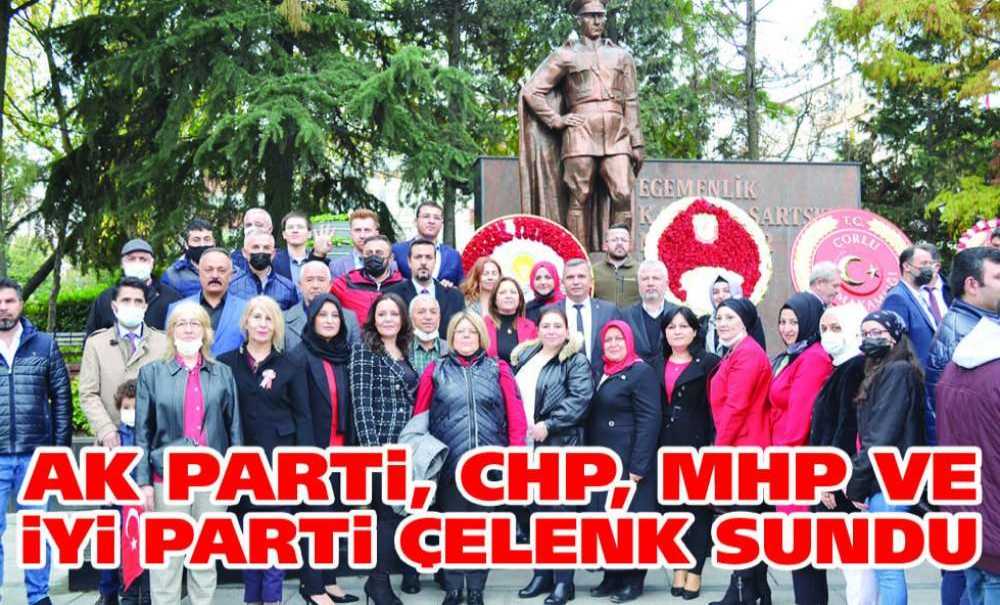 Ak Parti, Chp, Mhp Ve İyi Parti Çelenk Sundu