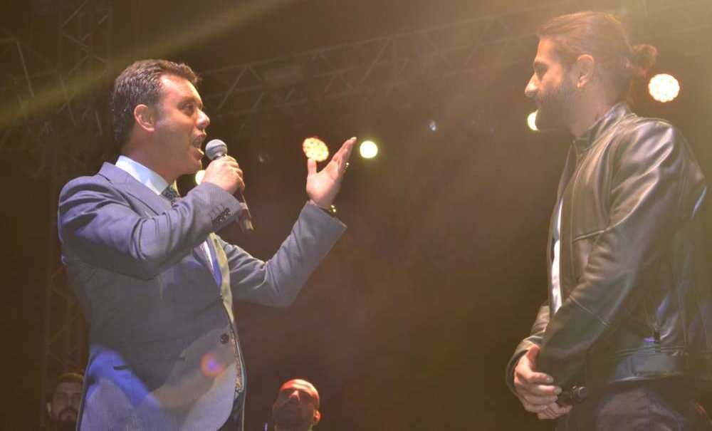 Binlerce Kişi Cumhuriyet İçin Yürüdü