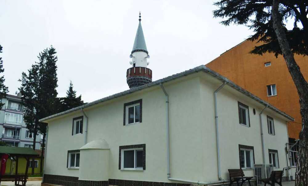 Cami Yepyeni Bir Görünüme Kavuştu