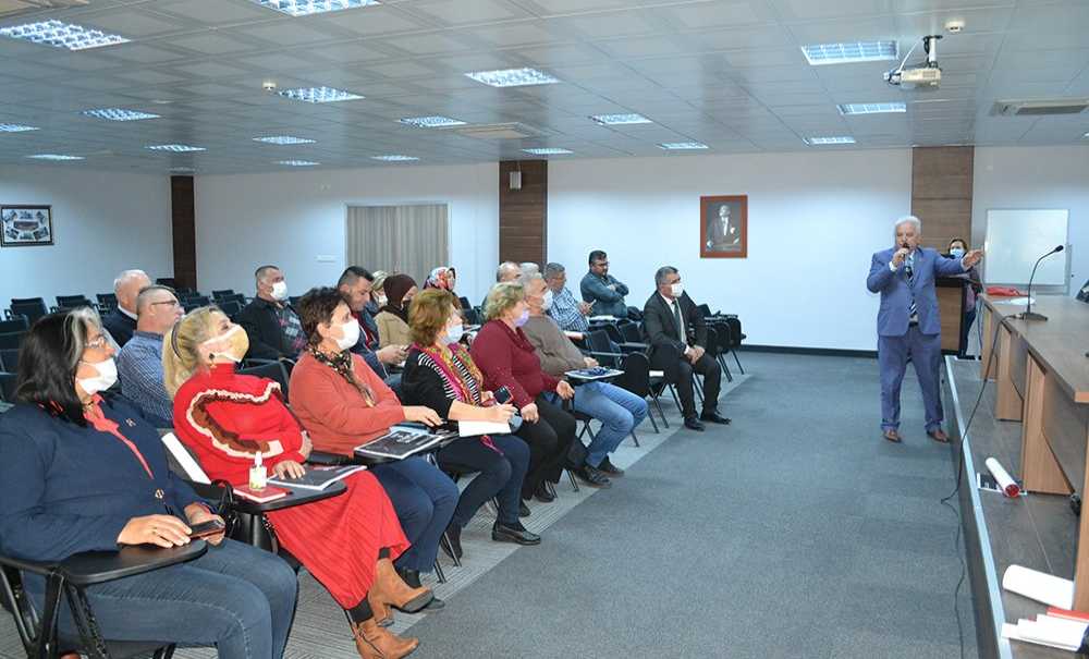 Muhtarlara Eğitim Verildi