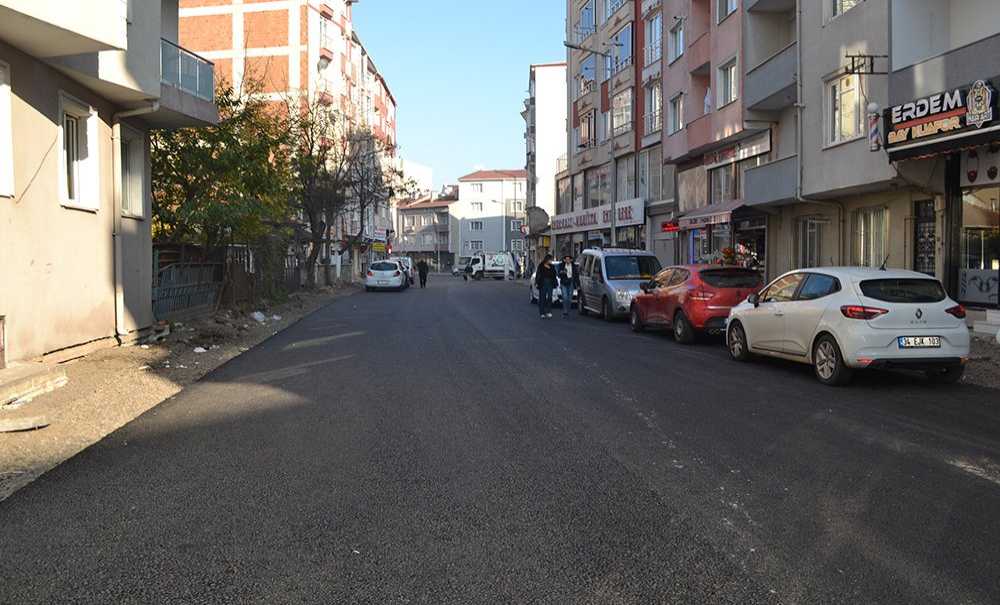 Asfaltı Atıldı, Kaldırımların Yapılması Bekleniyor