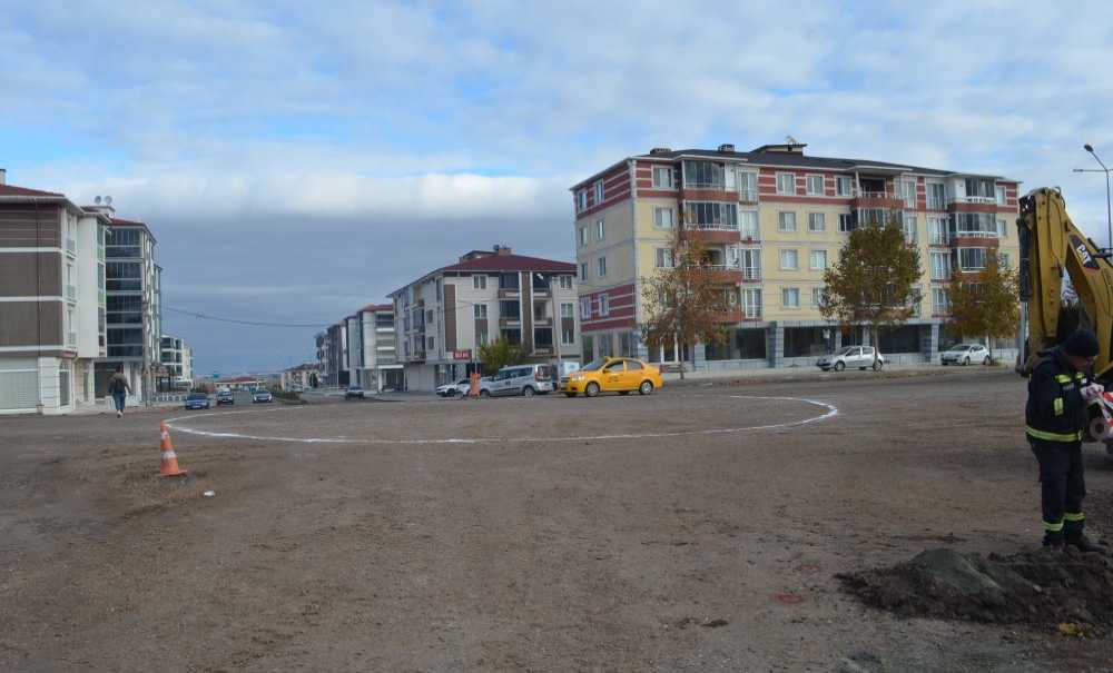 Bir Dönel Kavşak Daha Yapılıyor