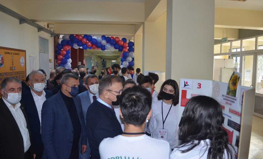 Bilim Fuarında Projeler Dikkat Çekti