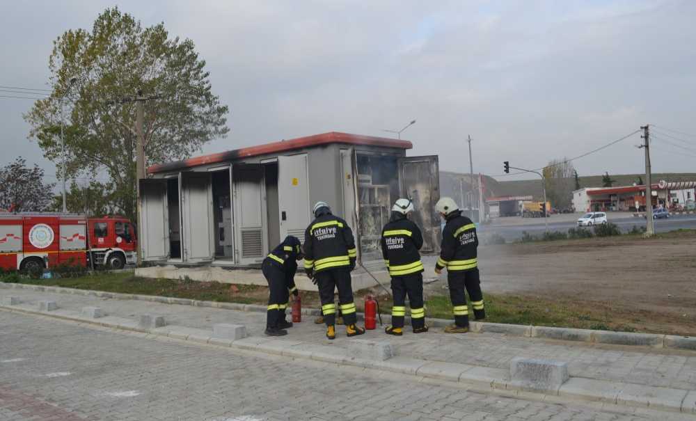 Yanan Trafo Panik Yarattı