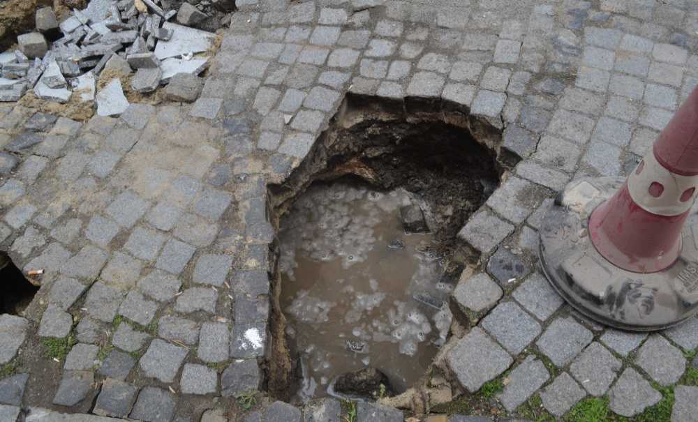 Sanat Sokağı Resmen Çöktü!!!