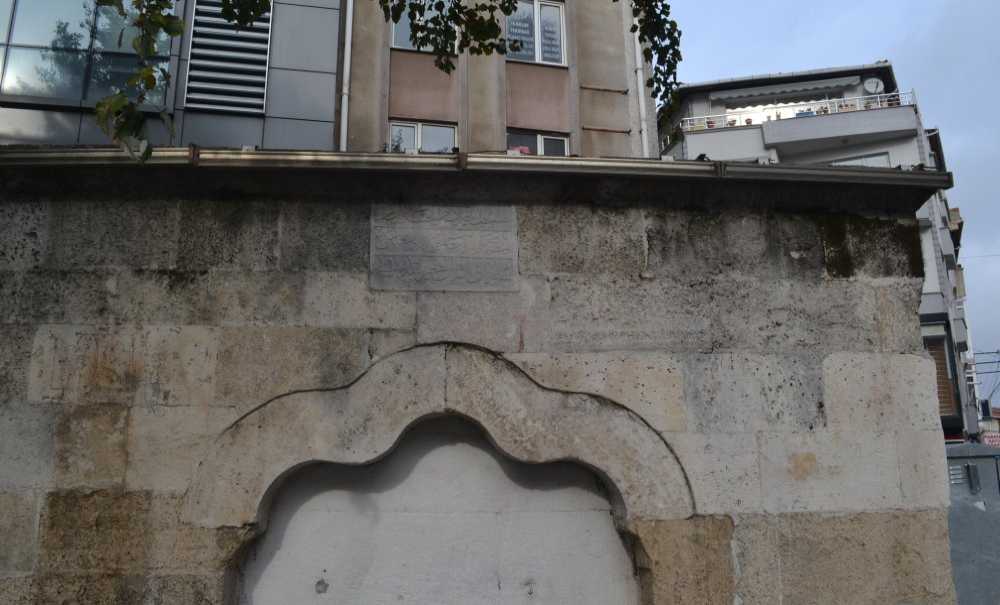 Paşa Çeşmesi Bu Görüntüyü Hak Etmiyor!!!