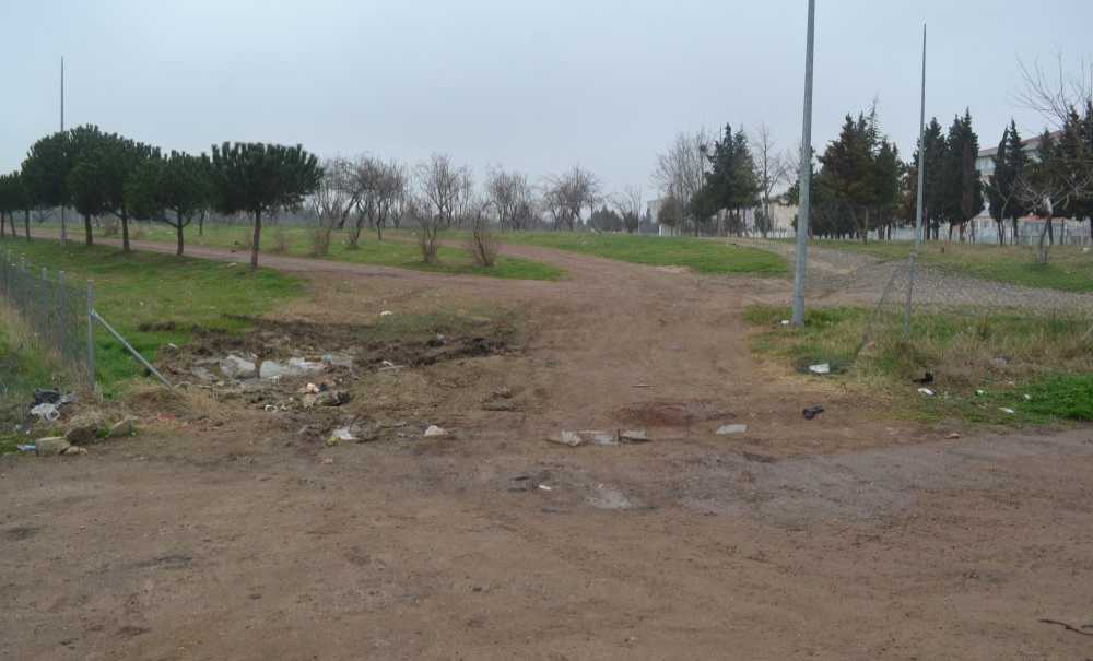 Çorlulu Vatandaşlar Tema Parkı'nın Atıl Durumda Olmasını Eleştirdi: Yeşil Alan Var Ama Kullanamıyoruz?