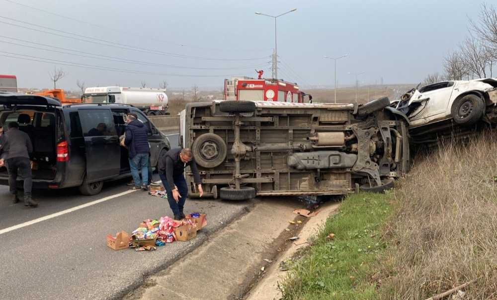 Uyuşturucu Yüklü Araç Polisten Kaçarken Kaza Yaptı, 3 Yaralı
