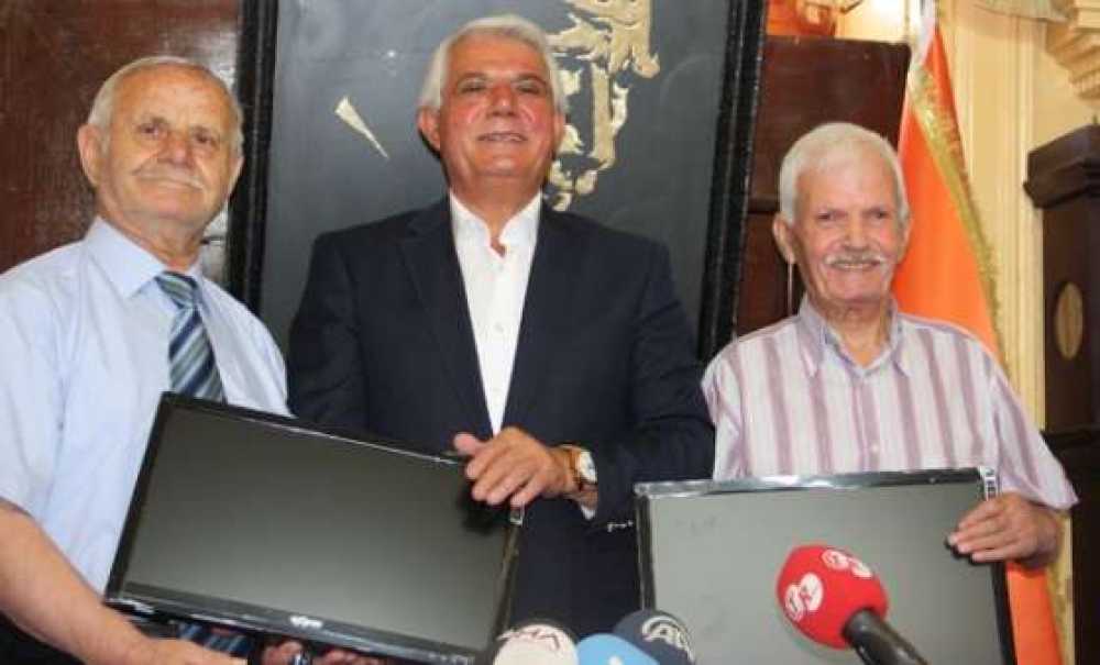 Muhtarlara Belediyeden Bilgisayar