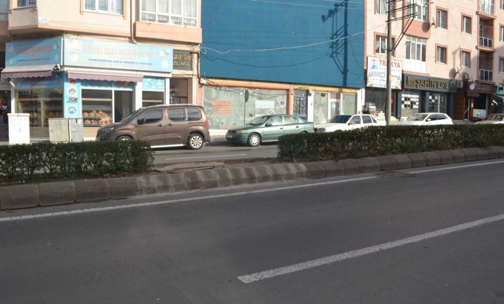 Yaya Geçidi Kapatıldı