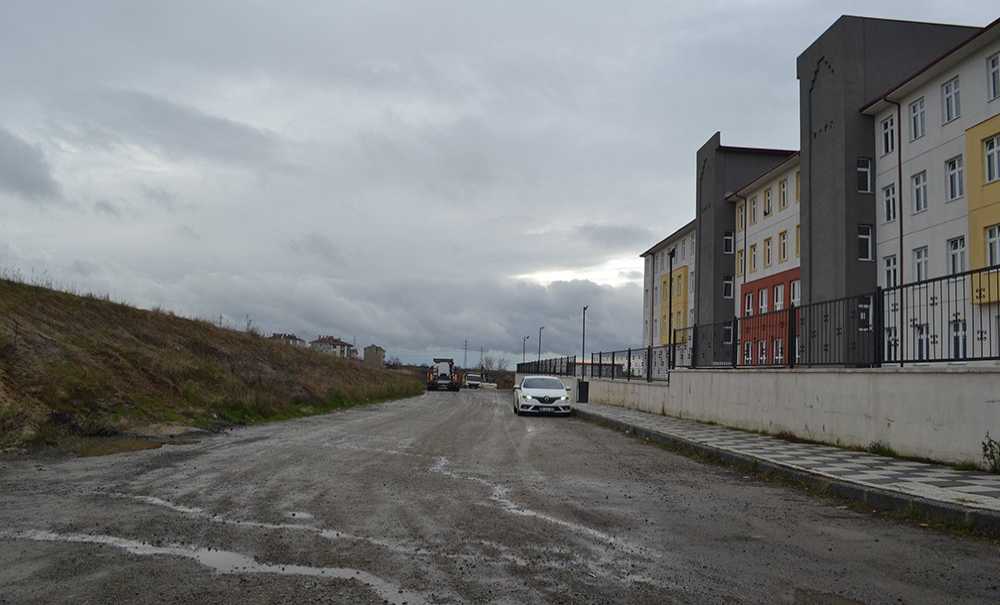 Yol Değil Köstebek Yuvası