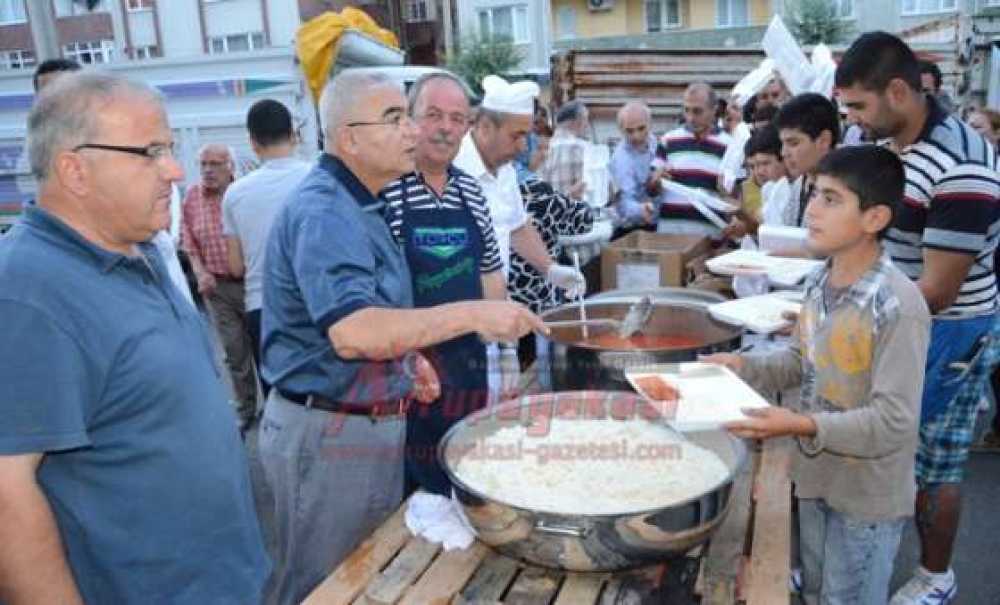 Pazarcılar Odası'ndan Geleneksel İftar Yemeği
