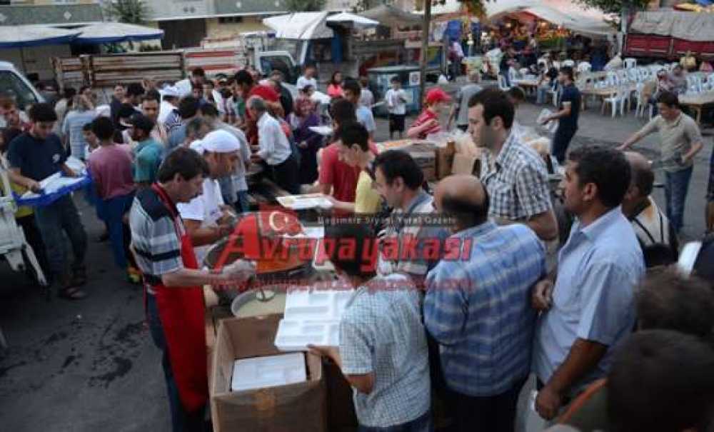 Pazarcılar Odası'ndan Geleneksel İftar Yemeği