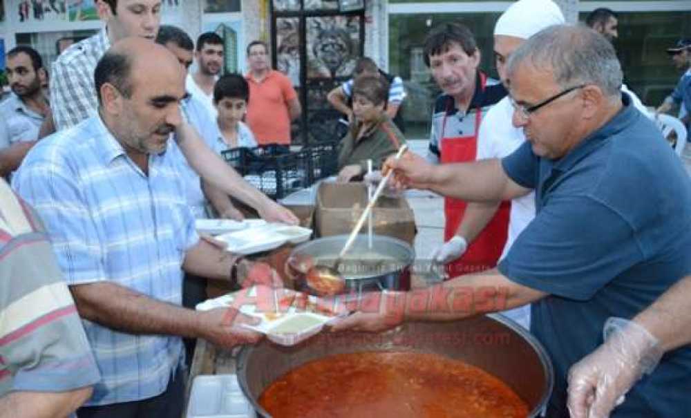 Pazarcılar Odası'ndan Geleneksel İftar Yemeği