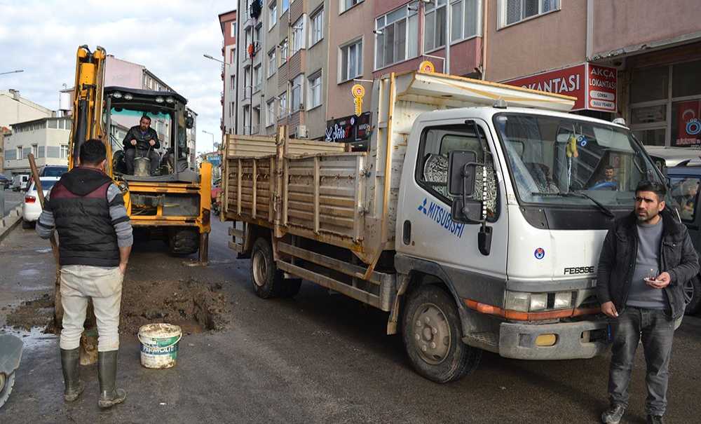 Yeni Yapılan Yol, Kazıldı
