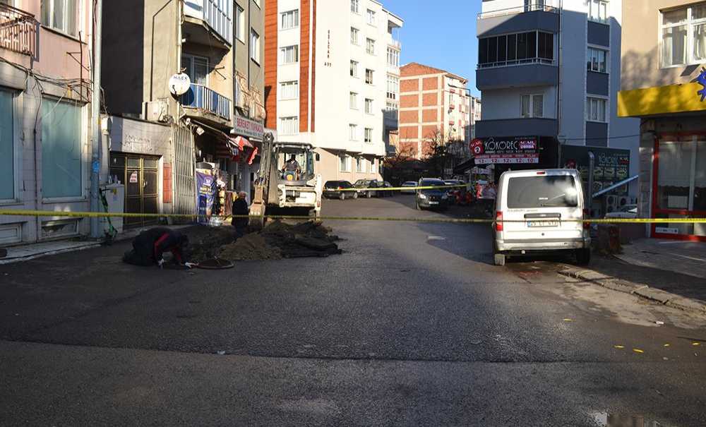 Yeni Yapılan Yol, Kazıldı