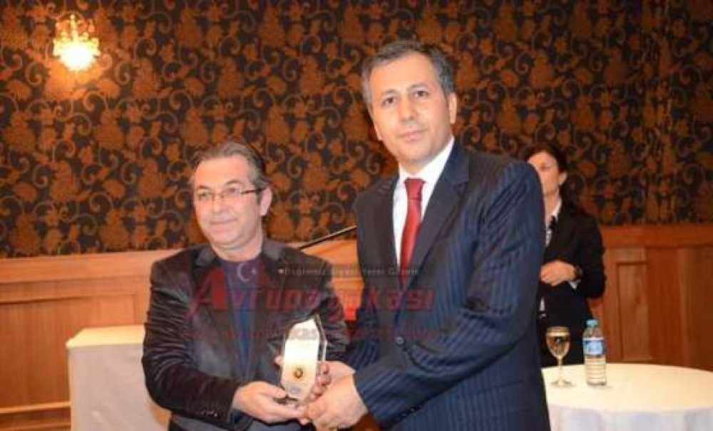 Çorlu Gazeteciler Derneği'nden Vali Yerlikaya Ve Kaymakam Doğan'a Şilt