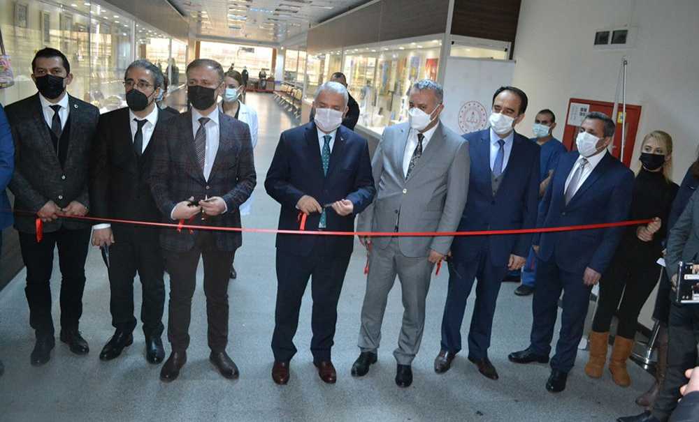 Çorlu Devlet Hastanesine Sanat Sergisi Açıldı