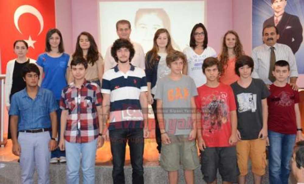 Başarılı Öğrencilere Ödül