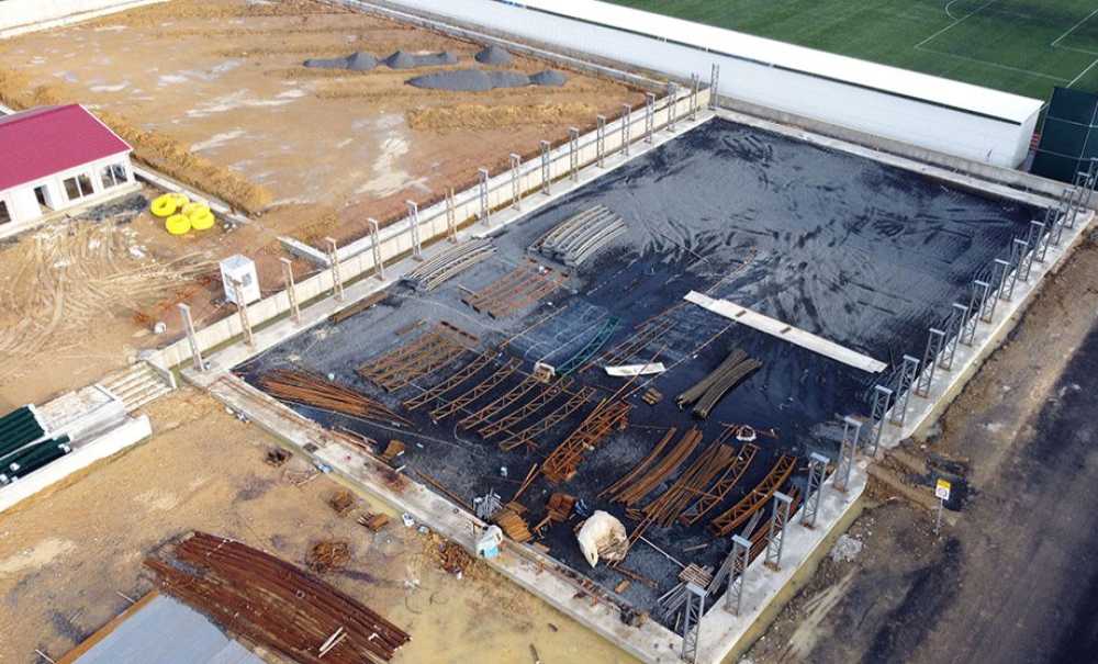 Kapalı Spor Sahasındaki Çalışmalar Sürüyor