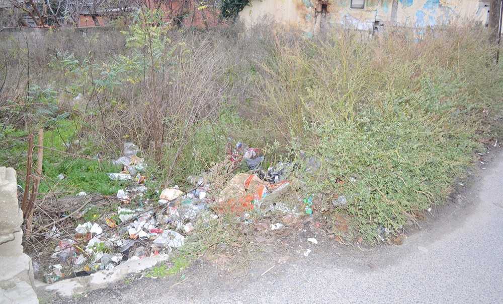 Boş Alanlar Çöplüğe Dönüyor!