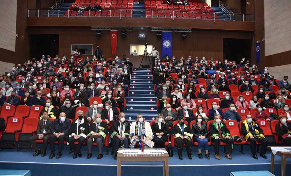 Nkü'de Cübbe Giyme Töreni Düzenlendi