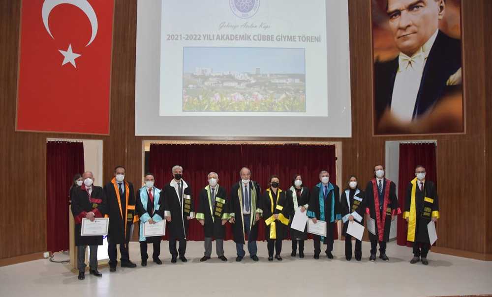 Nkü'de Cübbe Giyme Töreni Düzenlendi