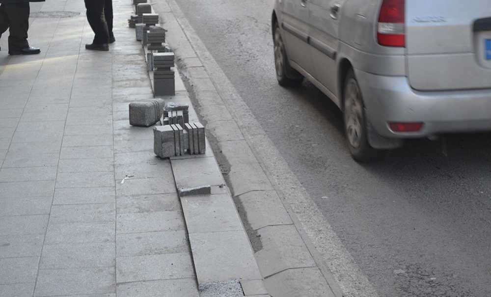 Kaldırımlara Vatandaş Tepki Gösterdi
