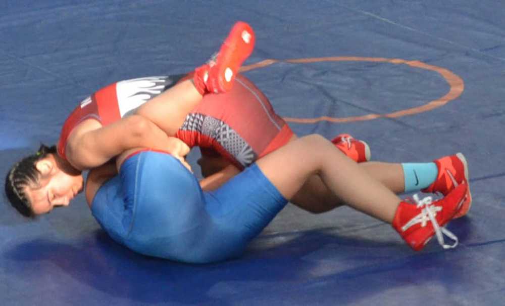 Minderin Sultanları Çorlu'da Güreşti