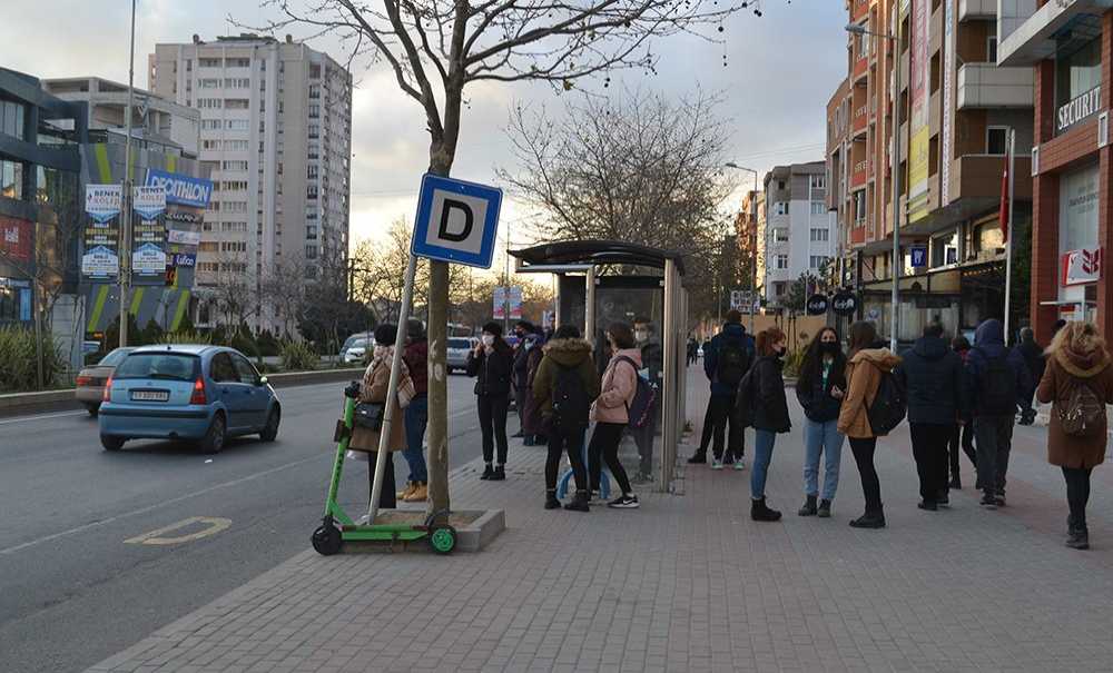 Duraklarda Yoğunluk!