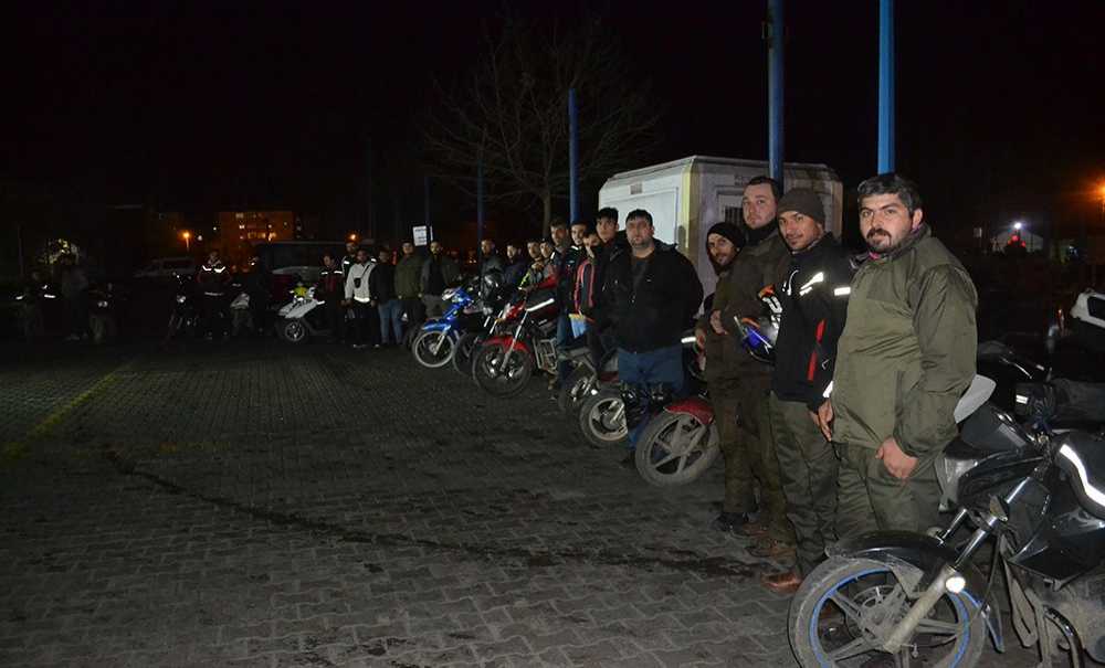 Motorlu Kuryeciler Dertli