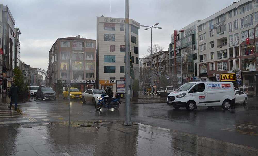 Yağışlı Havalar Etkisini Sürdürecek