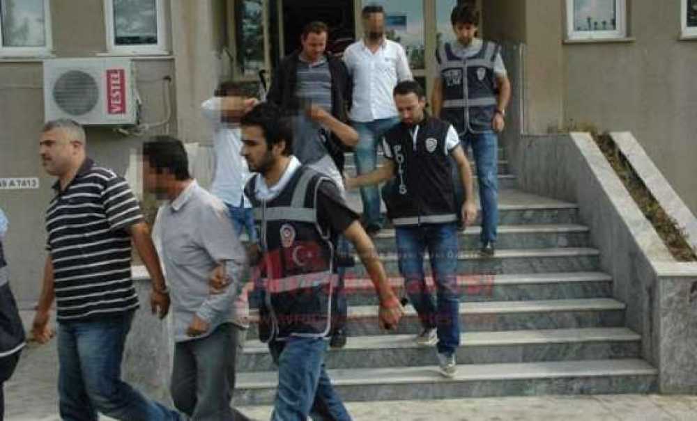 Kaçak Sigaraya 5 Tutuklama