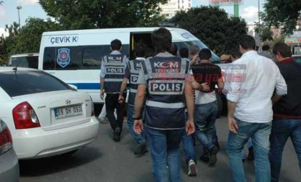 Kaçak Sigaraya 5 Tutuklama